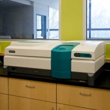 UV/Vis spectrophotometer